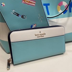 Kate Spade staci large continental wallet
POOLSIDE MULTI